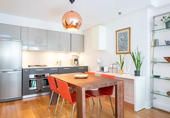 2nd image of 505 W 47th St #4CS