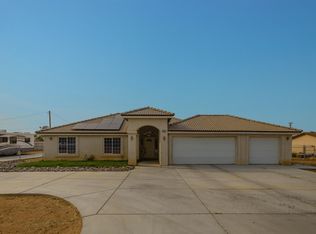 14622 Gayhead Rd, Apple Valley, CA 92307