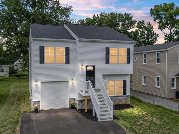 211 Greenland Beach Rd, Baltimore, MD 21226