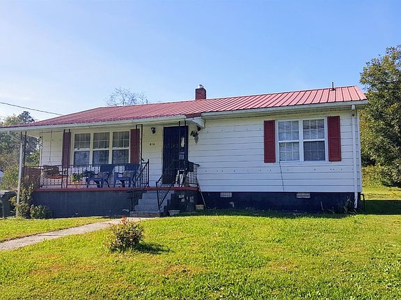 2nd image of 816 S 2nd St