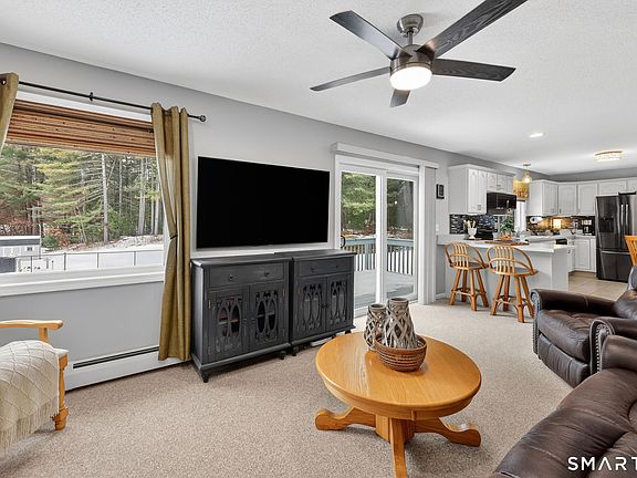 5th image of 14 Bridle Path