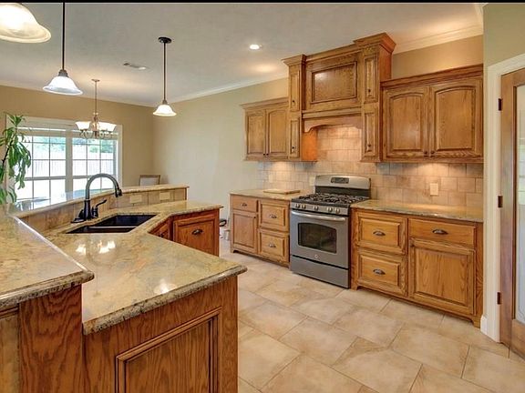 5th image of 280 Patriot Way