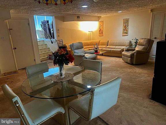 5th image of 150 Shelly Ln