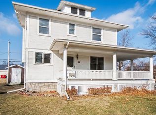 400 4th Ave SW, Cedar Rapids, IA 52404