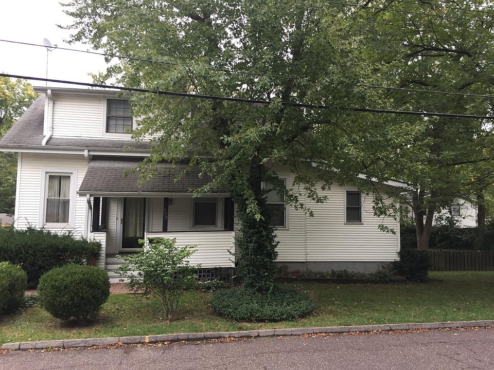 1st image of 400 Venneman Ave