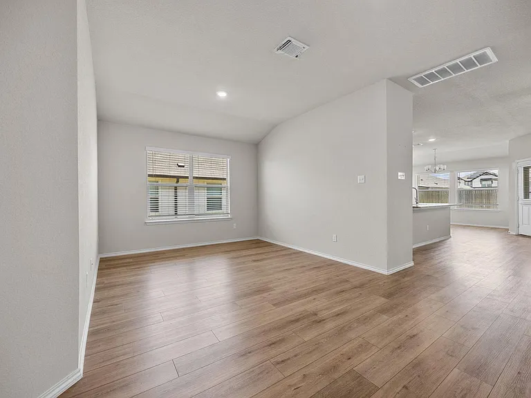144 Onna St — Photo 16