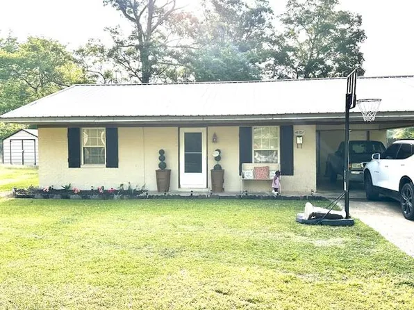 493 Doctor Martin Luther King Dr, Houston, MS 38851