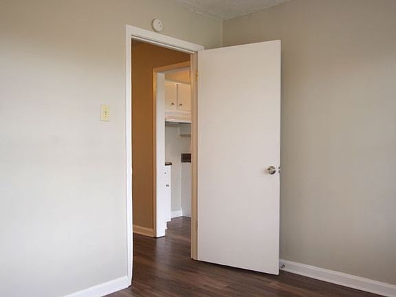4th image of 4361 Chuck Ave #0
