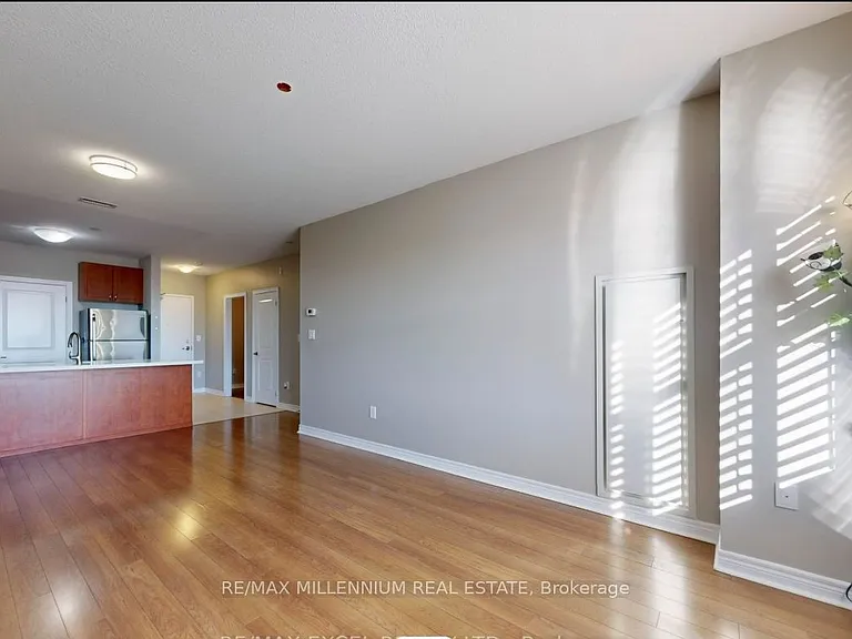 7400 Markham Rd #618 — Photo 13