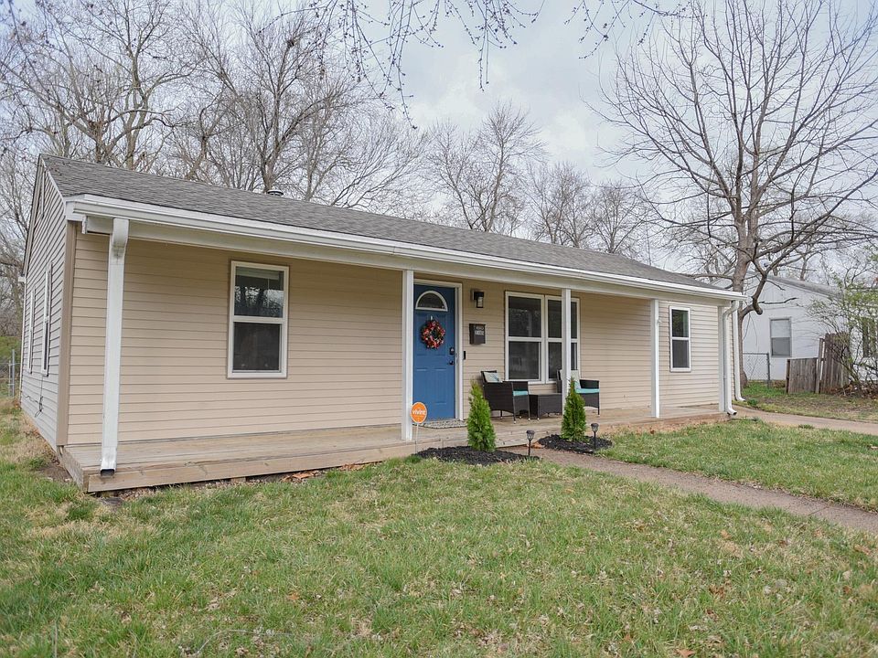 2305 SW Eveningside Dr, Topeka, KS 66614 | Zillow