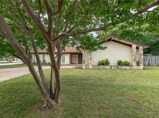 501 Cactus Dr, Hurst, TX 76054