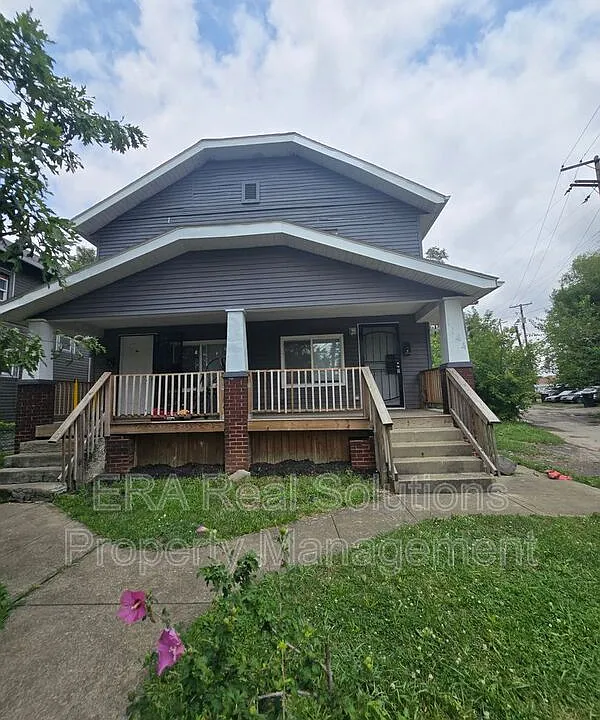 1144 E 16th Ave