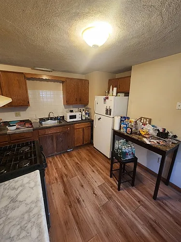 392 Ferry St #1 Photo 1