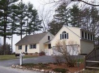 2 Cota Rd, Merrimack, NH 03054
