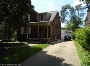 815 Neff Rd, Grosse Pointe, MI 48230