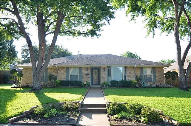 1st image of 3714 Bishop Hill Dr