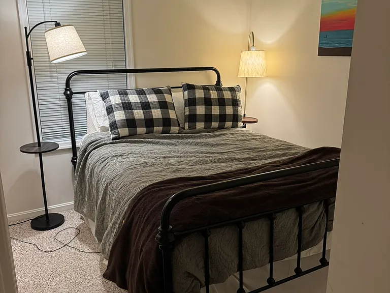 Basement Bedroom #4