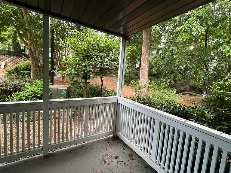 1400 Summit North Dr NE — Photo 6