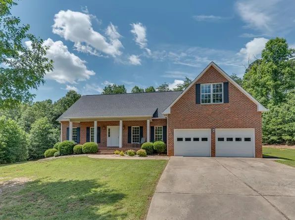 212 Twin K Dr, Rutherfordton, NC 28139