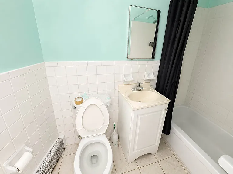 55-20 Myrtle Ave #2A — Photo 2