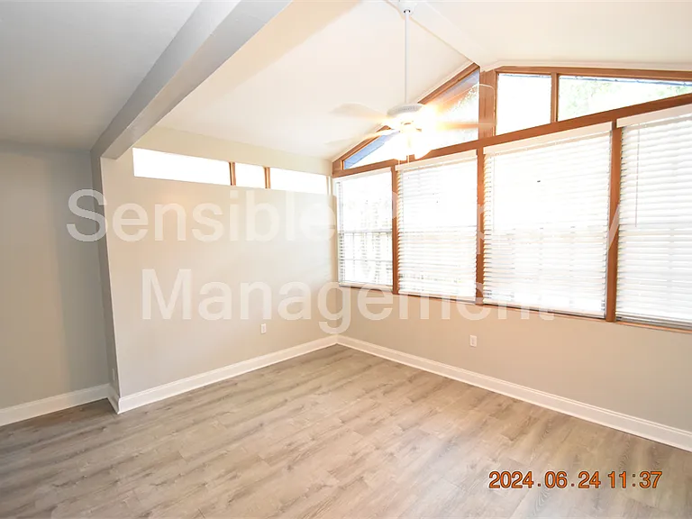 2926 51st St S #1 — Photo 9