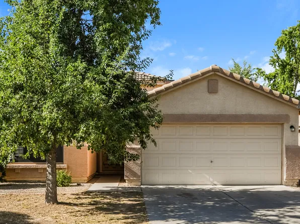 1427 E Vernoa St, San Tan Valley, AZ 85140