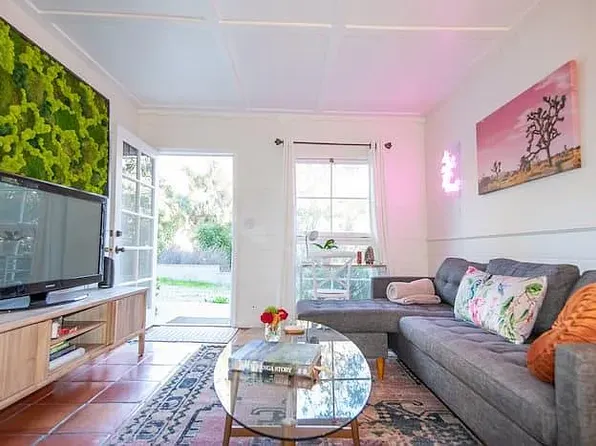 1710 Topanga Skyline Dr #2, Topanga, CA 90290