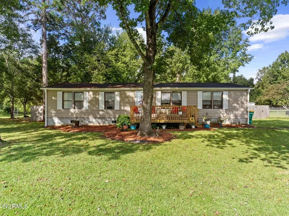 110 Woodbrook Drive, Midway Park, NC 28544