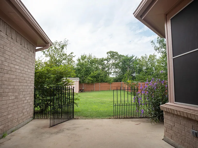 1711 Barbados Dr — Photo 24