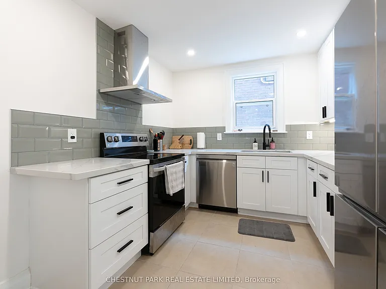 49 Springmount Ave #B — Photo 6