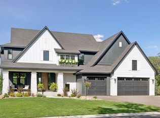 9335 Eagle Ridge Rd, Chanhassen, MN 55317