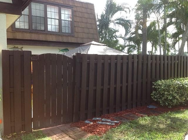 2nd image of 108 Weybridge Cir APT C