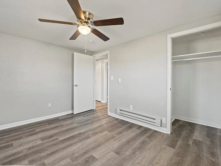 1514 W Dupont Rd — Photo 7