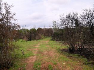 130 1st St, Bastrop, TX 78602