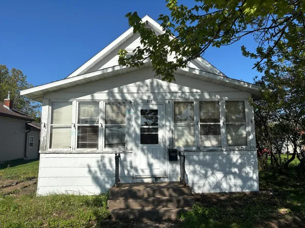 228 6th Ave S, Park Falls, WI 54552