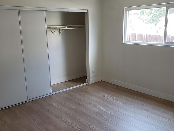 3rd image of 11012 Fruitland Dr APT 1