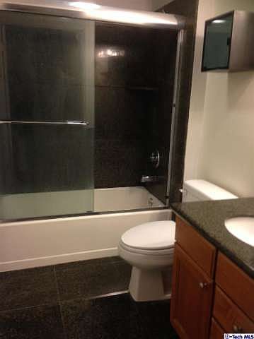 2nd image of 1049 S Hobart Blvd #202