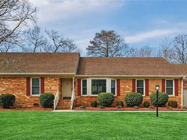 1432 Pine Grove Ln, Chesapeake, VA 23321