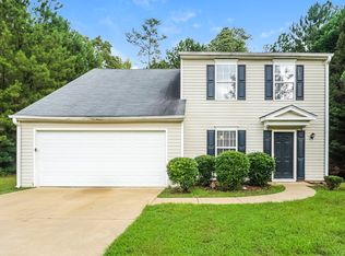 6873 Merrywood Dr, Fairburn, GA 30213