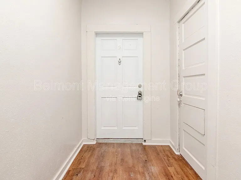611 S Park Ave — Photo 20