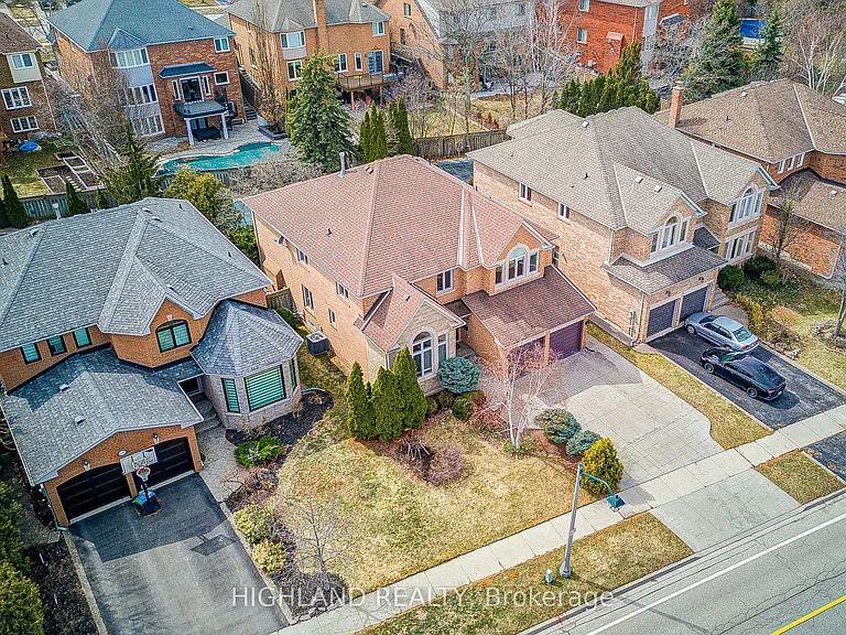 1472 Bayshire Dr — Photo 32