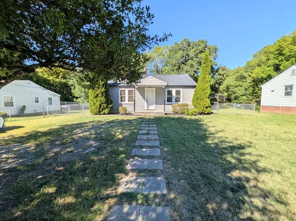1708 Oklahoma Ave, Burlington, NC 27217