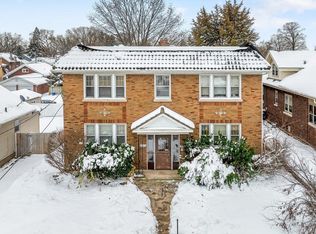 2321 Broadway, Rockford, IL 61104