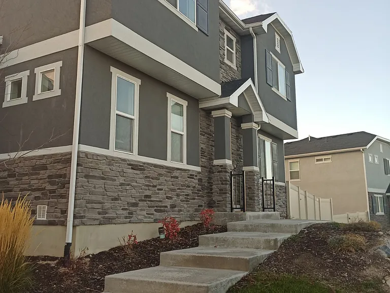 3031 S Willow Creek Dr — Photo 4