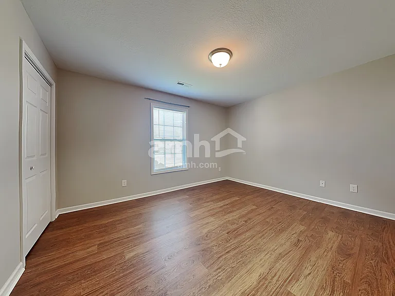 8124 Cambridge Reserve Dr — Photo 16