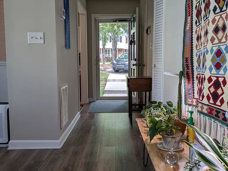 4634 Townesbury Ln — Photo 2