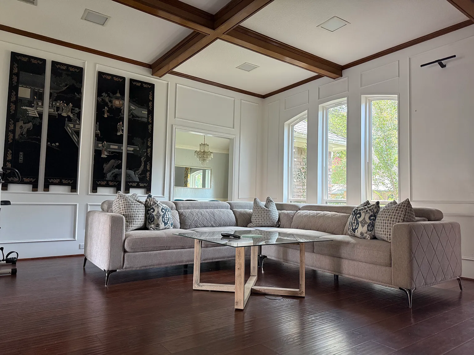 3 bed, 2.5 bath, 2336 sqft, $3,100 — Photo 4