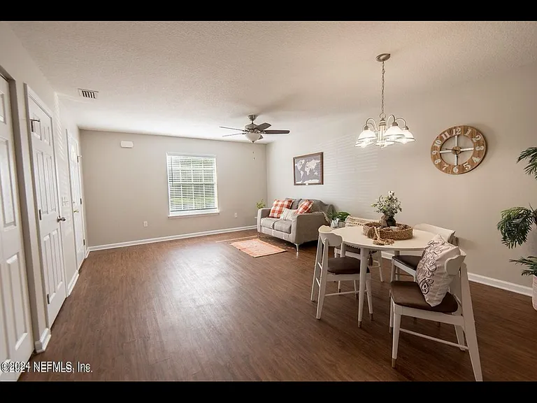 226 Bradford Dr #228 — Photo 8