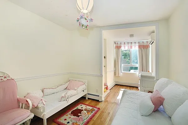 Sold by Corcoran | media 14