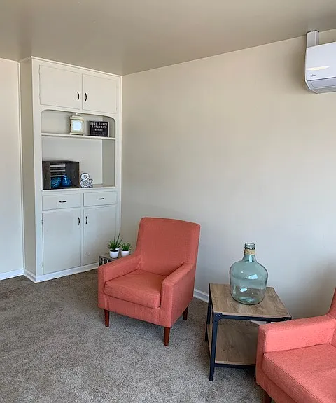 57 W Vine St — Photo 12